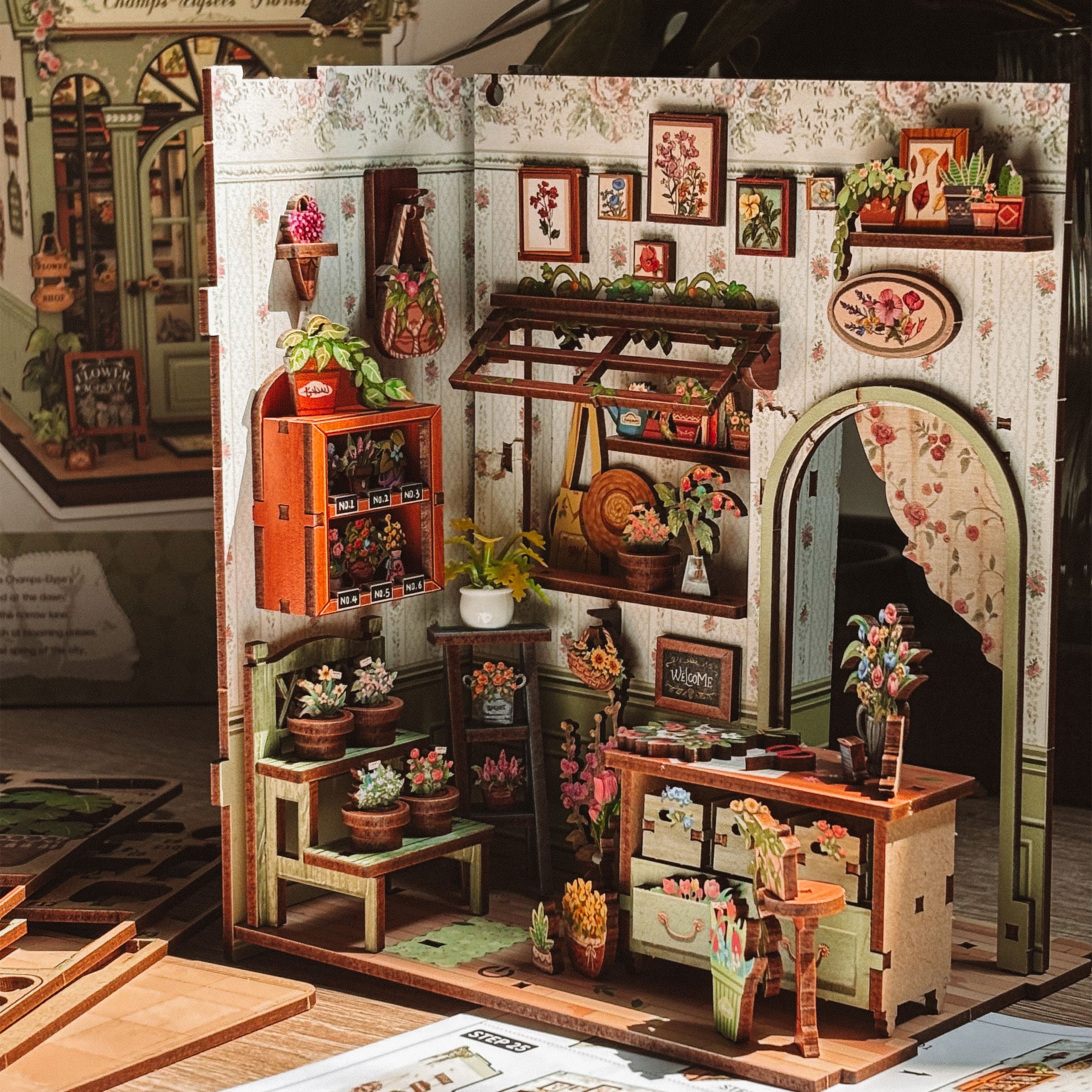 Immagine del prodotto CuteBee - Modellino casa in miniatura Book Nook Champs-Élysées Florist