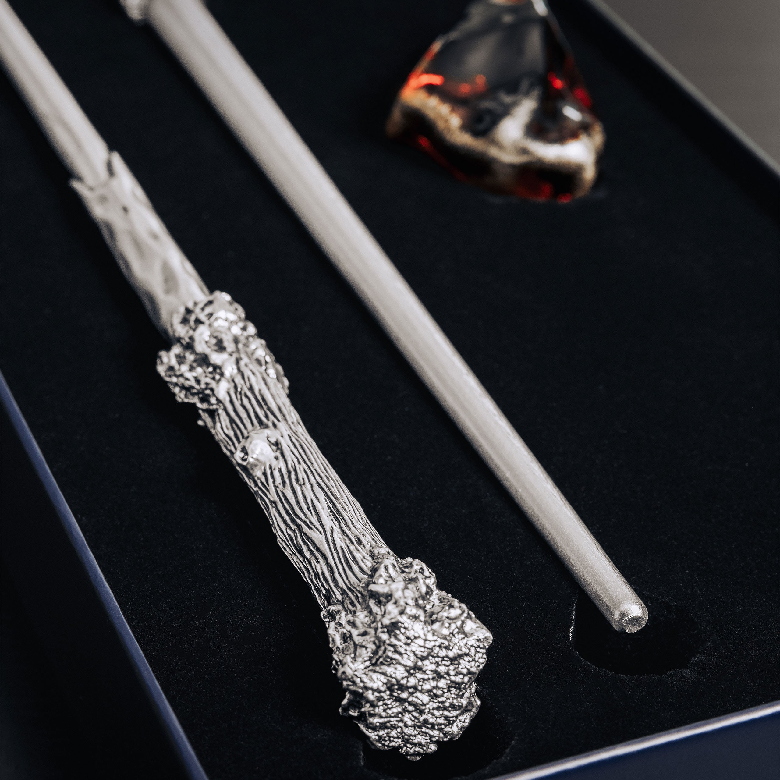 Immagine del prodotto Harry Potter - Set di 2 bacchette e replica della Pietra Filosofale Set regalo 25th Anniversary