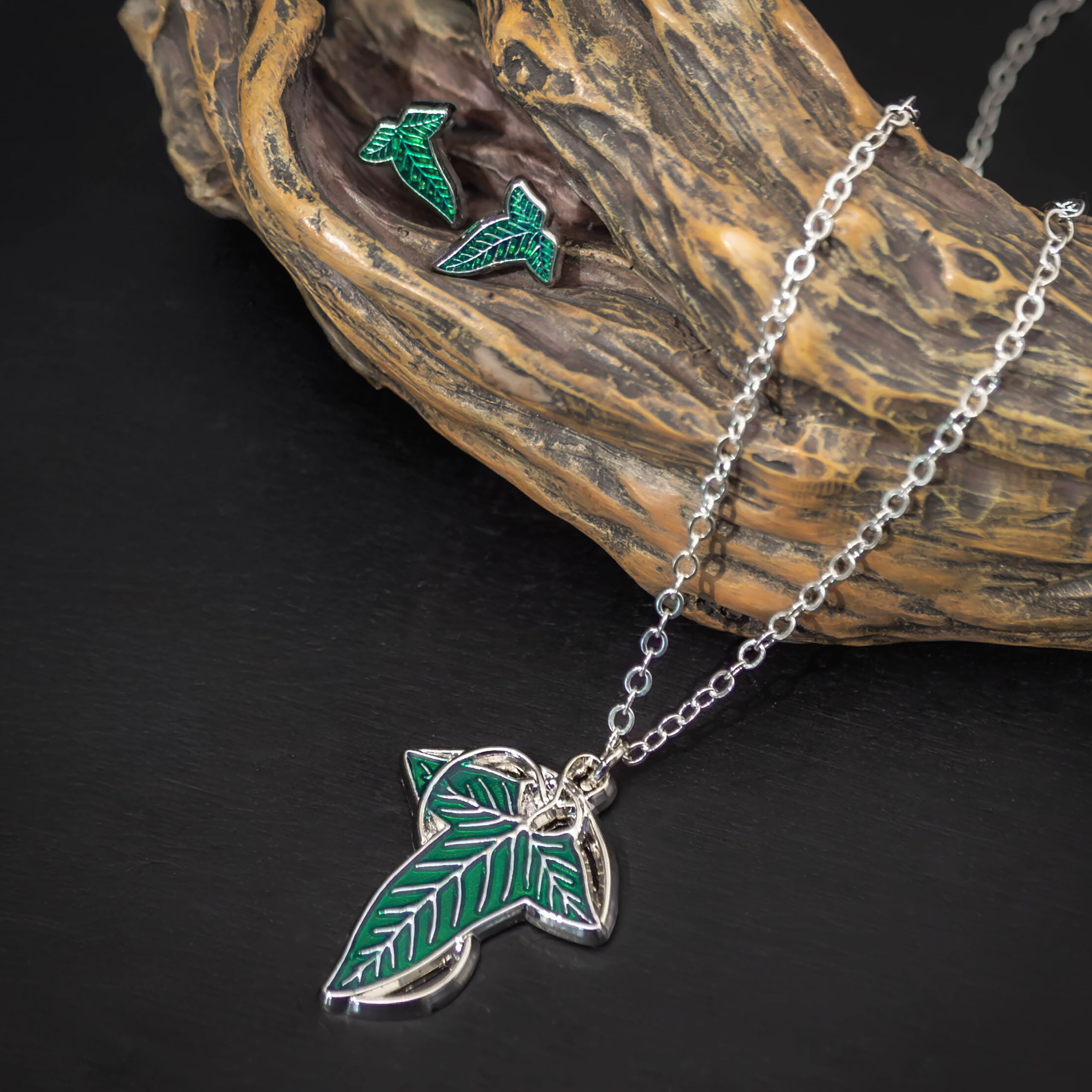 Immagine del prodotto Il Signore degli Anelli - Set di gioielli foglia-spilla in cofanetto regalo
