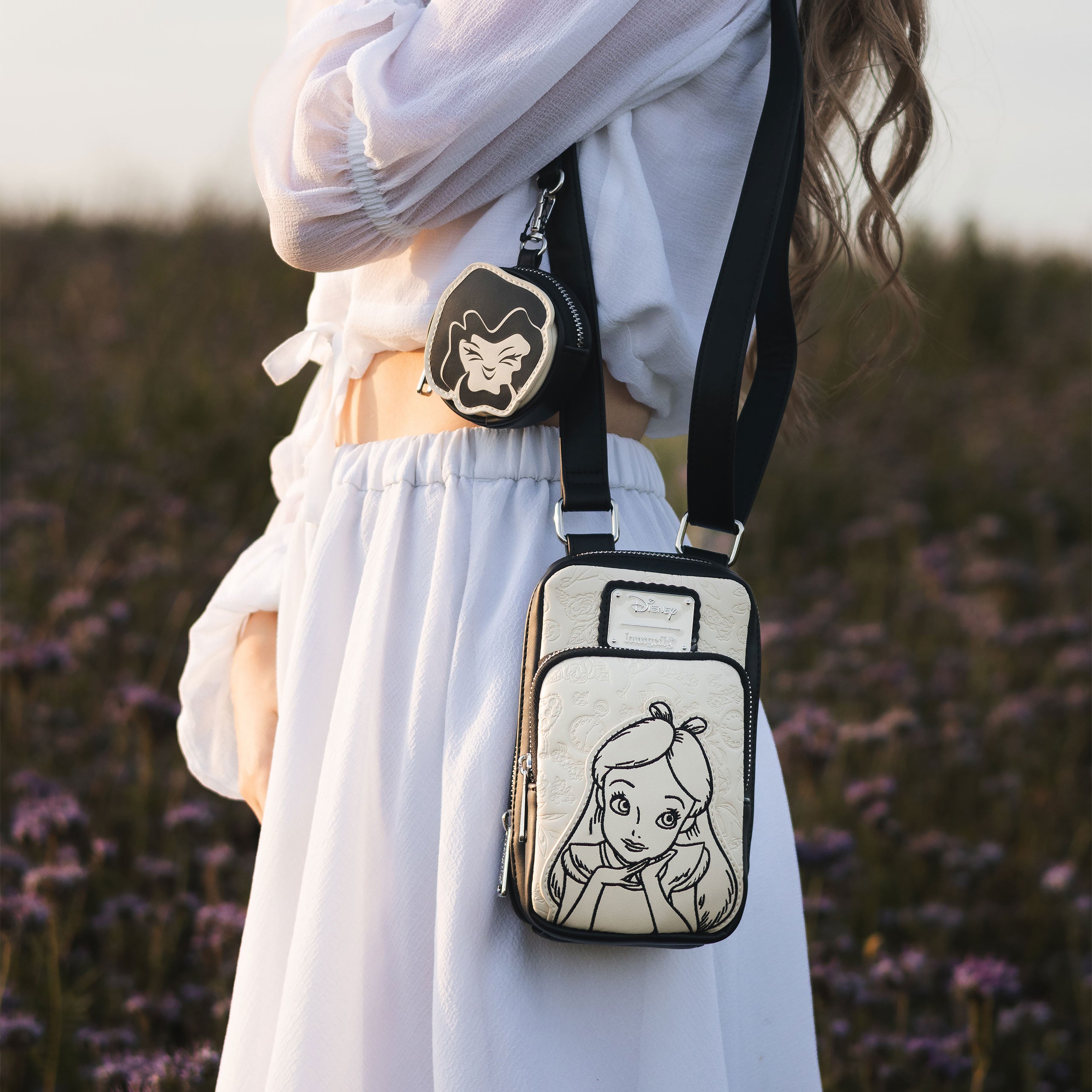 Immagine del prodotto Alice nel Paese delle Meraviglie - Borsa a tracolla floreale con portafoglio