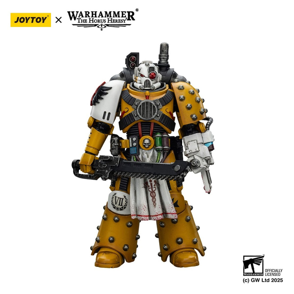Product image Warhammer 40k: Imperial Fists - Legion Apothecary Action Figure 12 cm