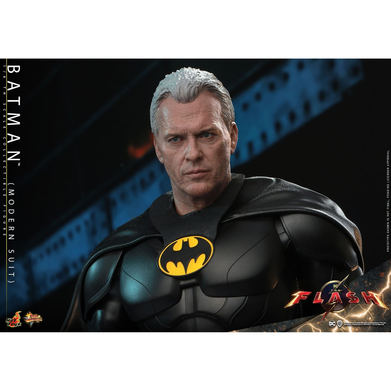 Product image DC Comics: The Flash – Batman (Modern Suit) Masterpiece 1:6 Action Figure