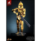 Immagine del prodotto Star Wars Action figure 1/6 Clone Trooper (Gold Chrome Version) Exclusive 30 cm