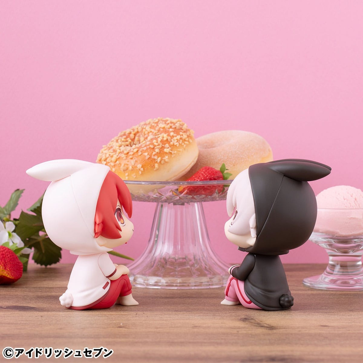 Immagine del prodotto Idolish7 Look Up statue in PVC Riku Nanase & Ten Kujo Set (con gift)