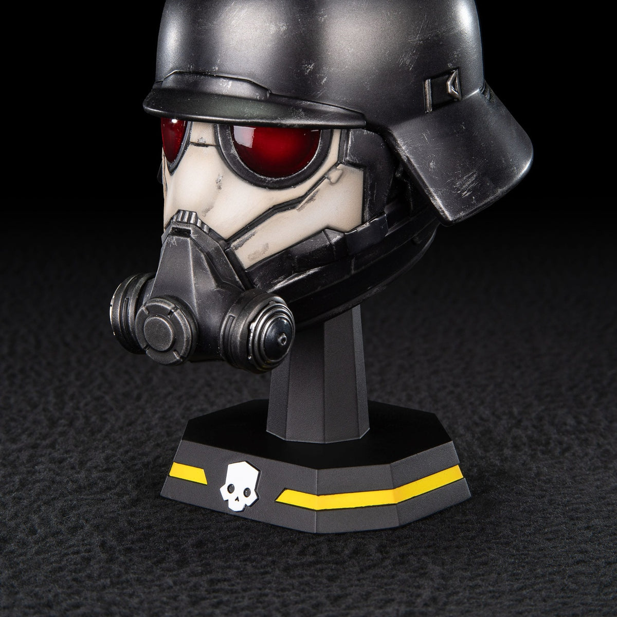 Immagine del prodotto Helldivers 2 Replica 1/4 Elmetto Chimico da Campo 11 cm