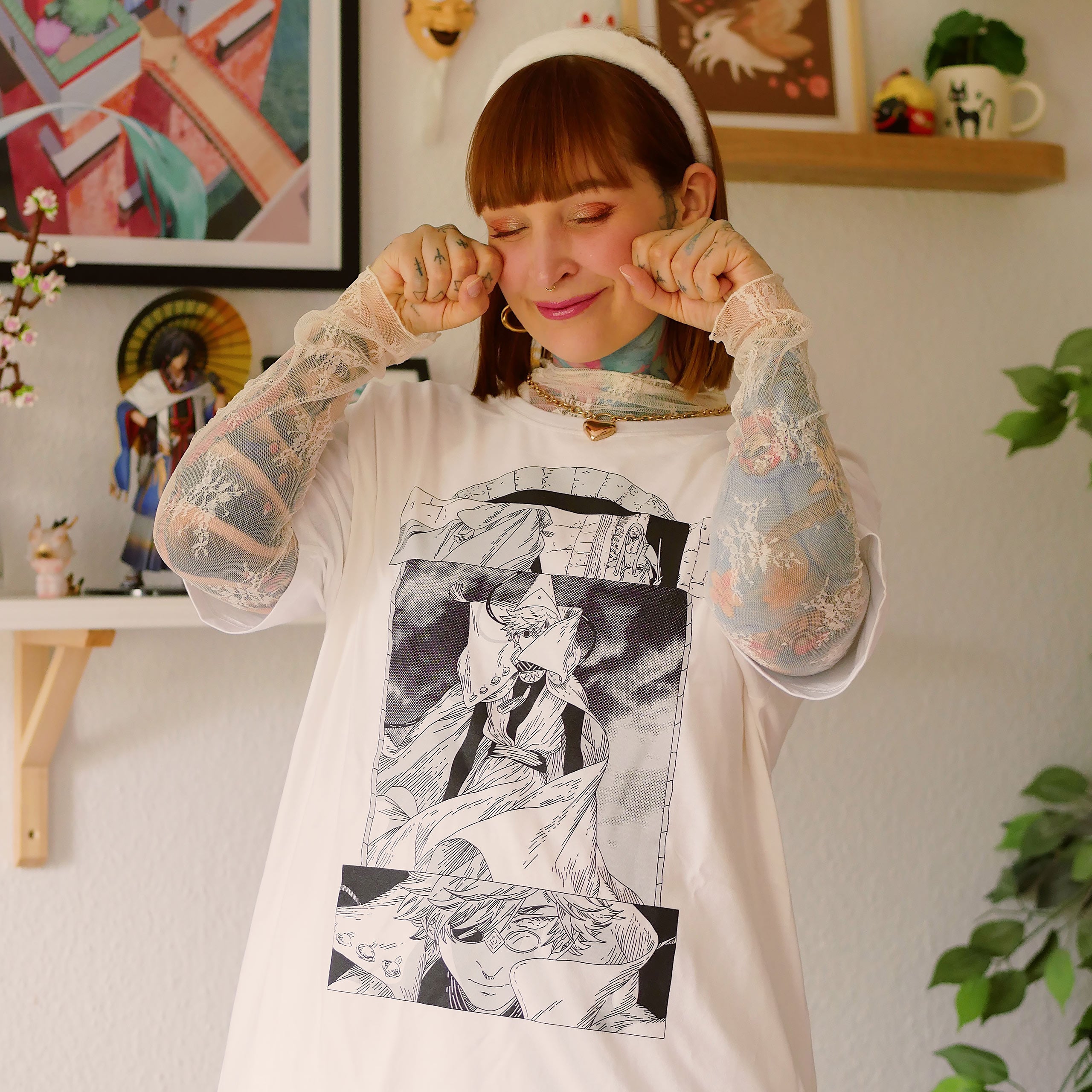 Immagine del prodotto T-shirt bianca Qifrey per fan di Atelier of Witch Hat
