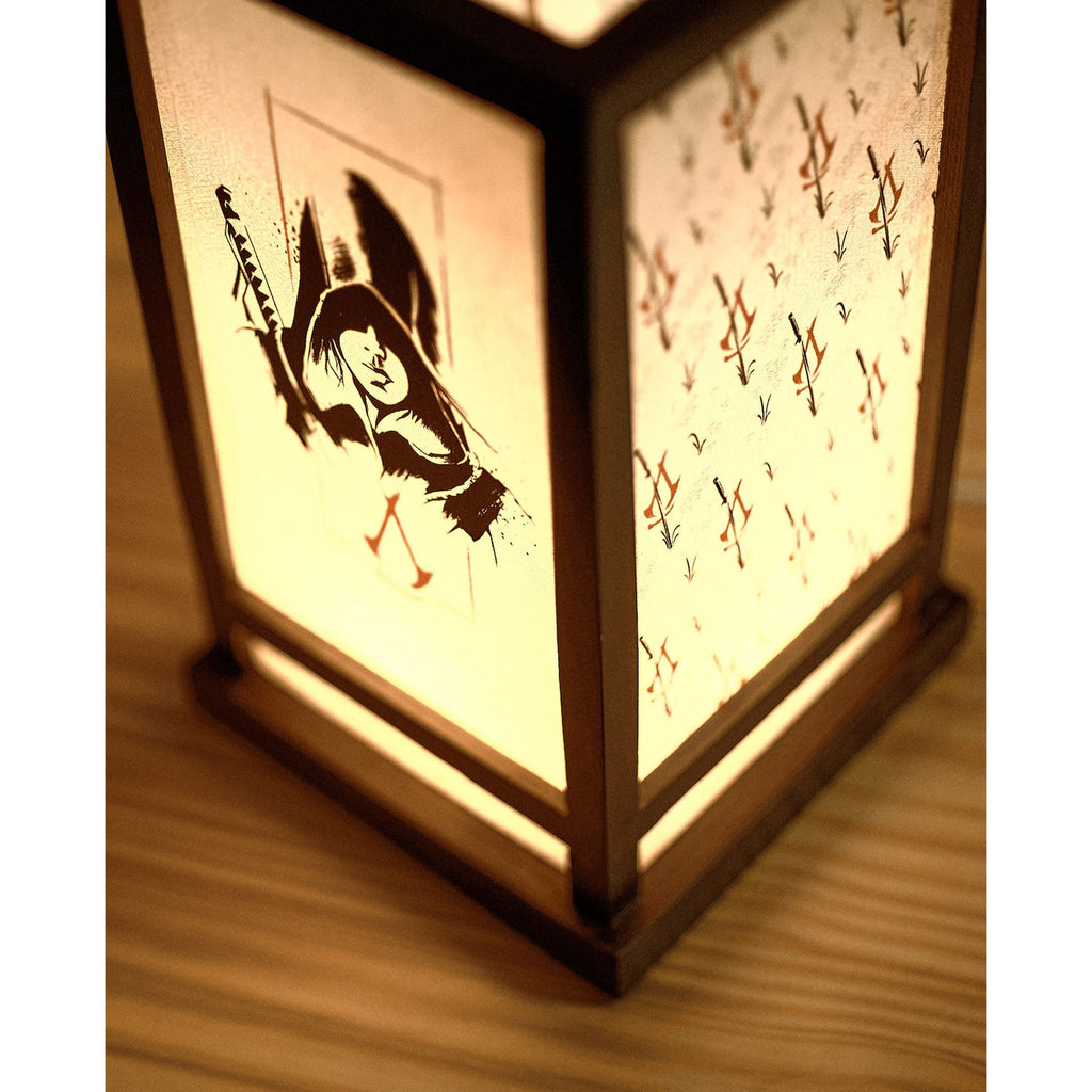 Immagine del prodotto Assassin's Creed Shadows lanterna LED 25 cm