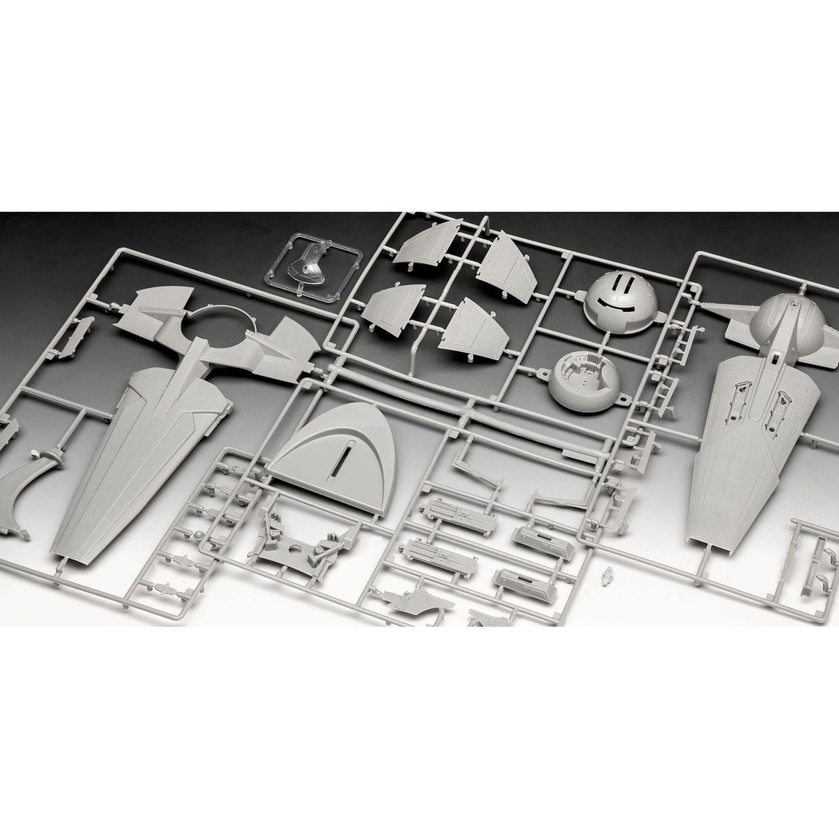 Immagine del prodotto Star Wars Episodio I set regalo modellino 1/120 Sith Infiltrator di Darth Maul 22 cm