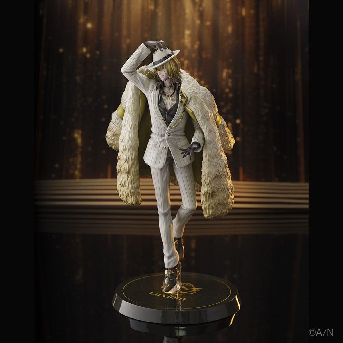 Product image Nijisanji PVC Statue 1/7 Luca Kaneshiro 30 cm