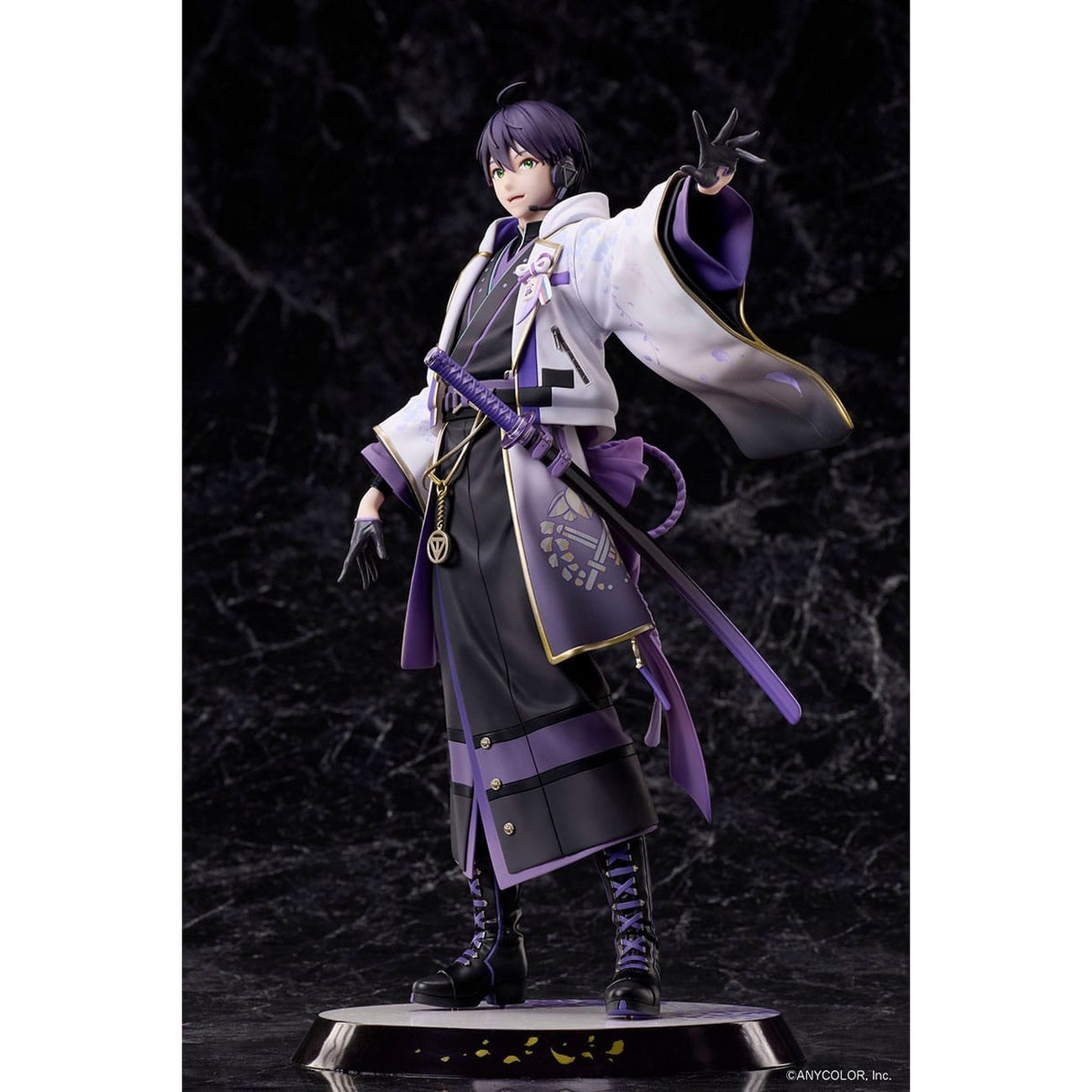 Immagine del prodotto Nijisanji statua in PVC 1/7 Kenmochi Toya 26 cm