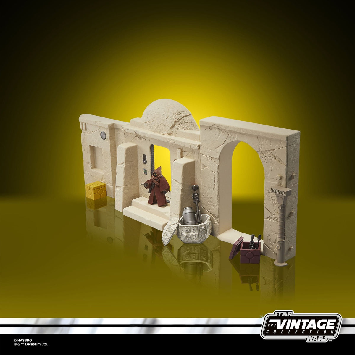 Product image Star Wars Episode IV Vintage Collection Playset Streets of Mos Eisley with Jawa Action Figure