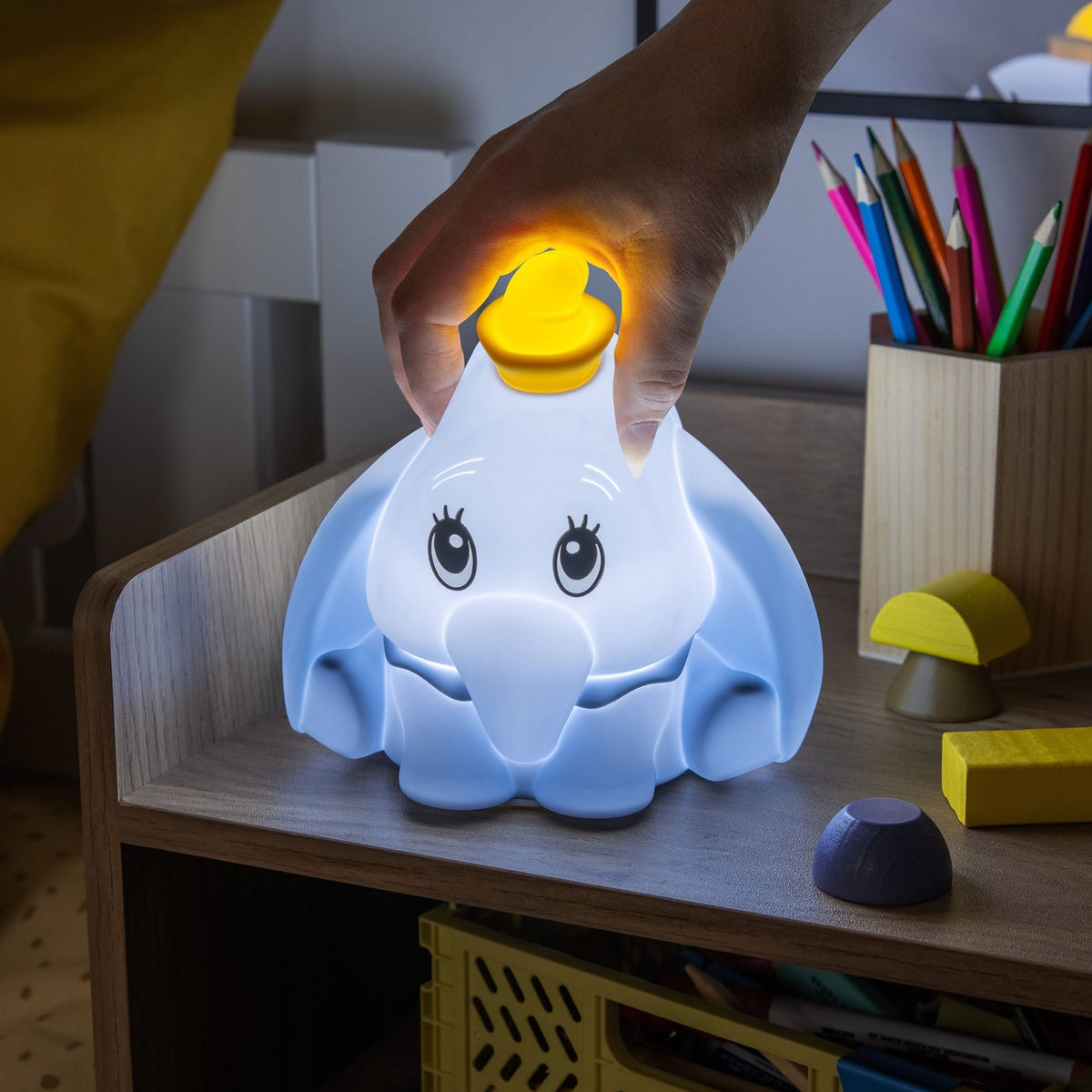 Immagine del prodotto Disney Squishy Glo lampada in silicone Dumbo