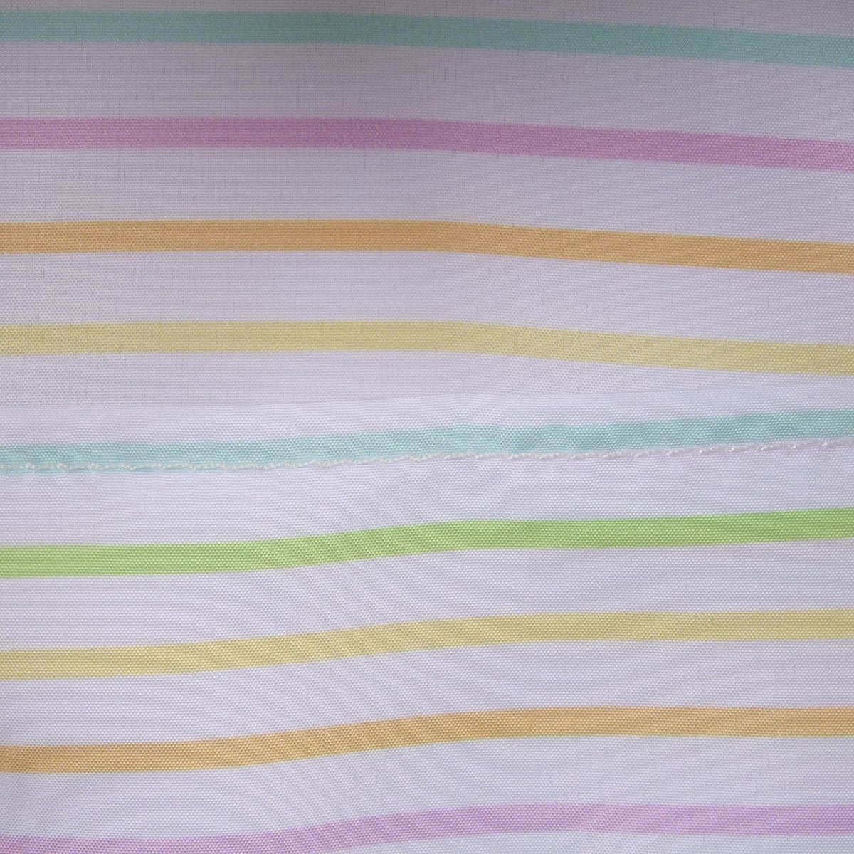 Immagine del prodotto Disney by Loungefly borsa a tracolla Mickey and Friends Rainbow Stripes