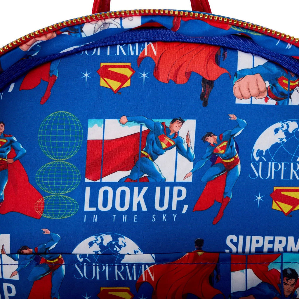 Immagine del prodotto Warner Bros by Loungefly Zaino full-size Superman