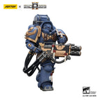 Immagine del prodotto Warhammer 40,000: Space Marine 2 Action figure Ultramarines Heavy Artificer Armor con Relic Multi-Melta 13 cm