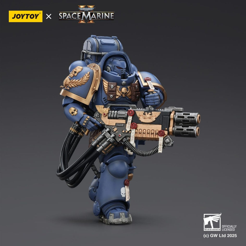 Immagine del prodotto Warhammer 40,000: Space Marine 2 Action figure Ultramarines Heavy Artificer Armor con Relic Multi-Melta 13 cm