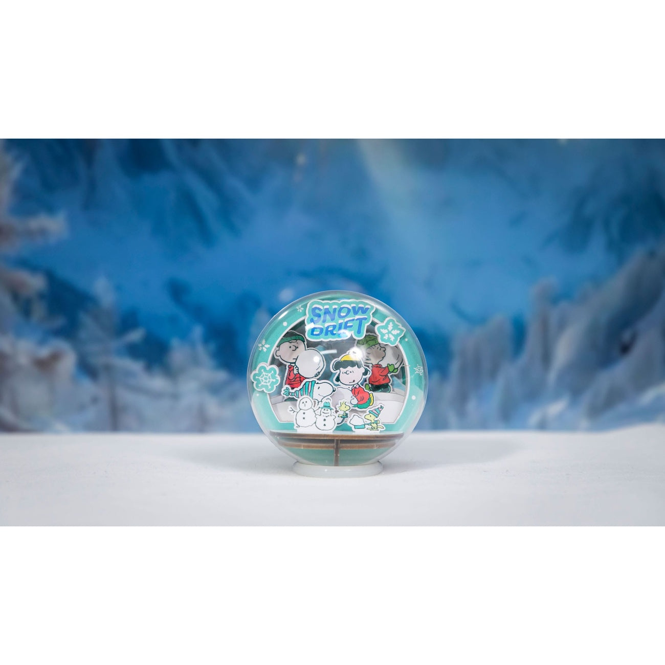 Product image Peanuts Puremind Model Kit Wooden Theater Globe Snow Drift