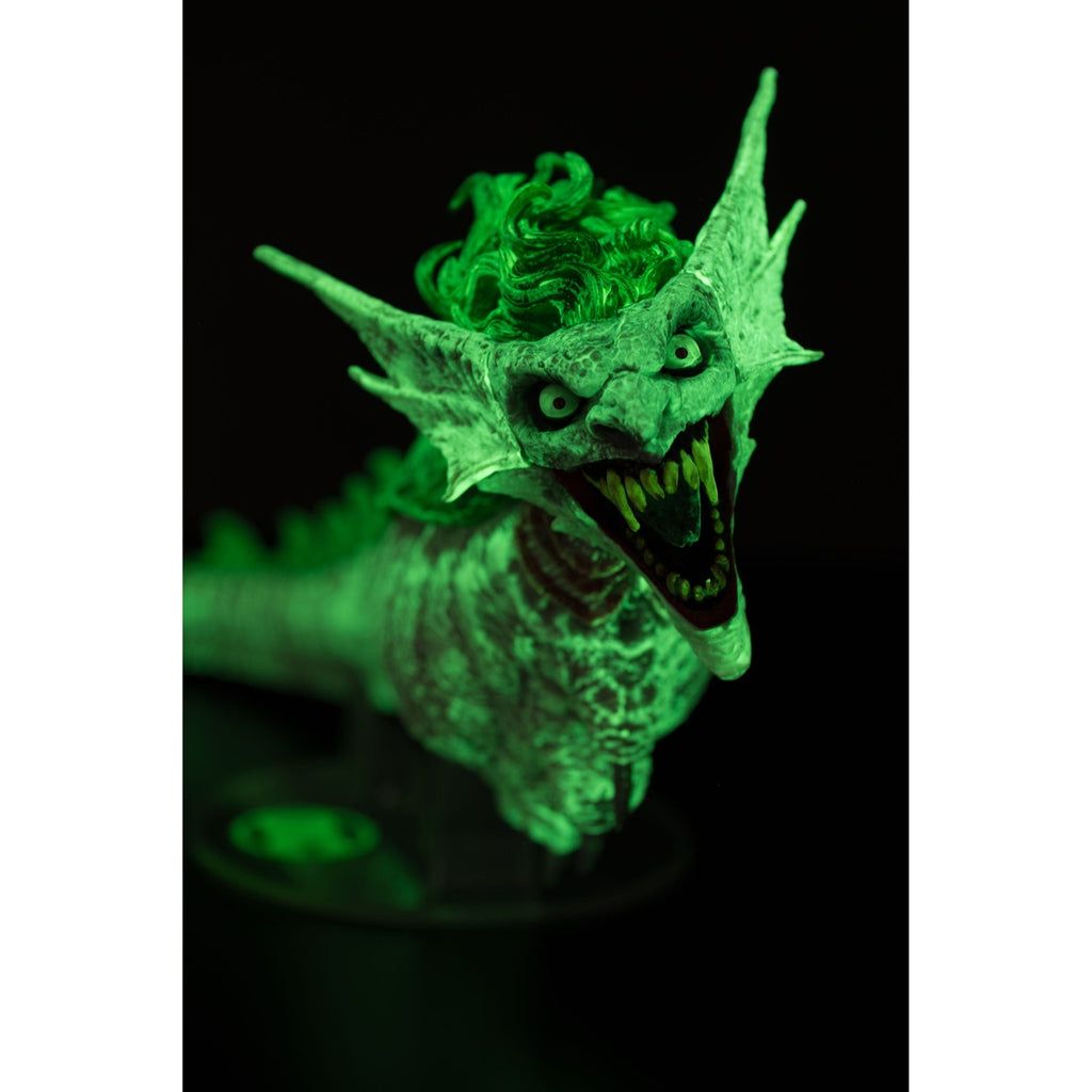 Product image Dark Nights: Metal DC Multiverse Action Figure The Joker Dragon Glow in the Dark Edition (Gold Label) 25 cm