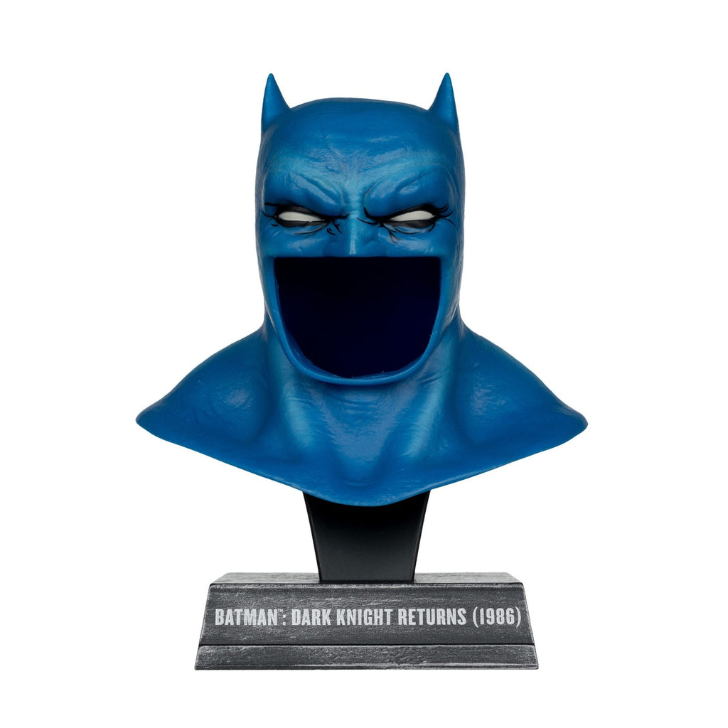 Product image The Dark Knight Returns DC Direct Mini Replica 1/3 Batman Mask 19 cm