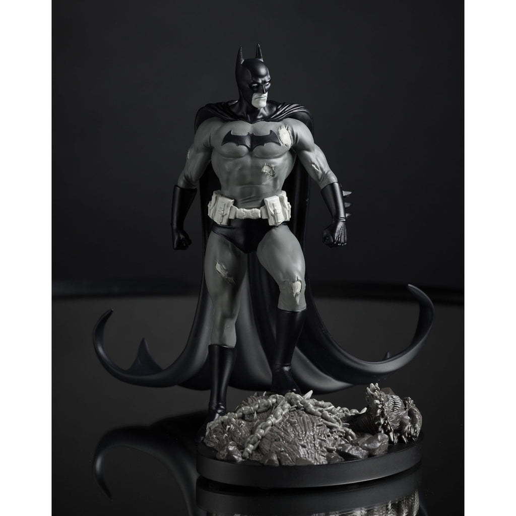Immagine del prodotto DC Direct Statua 1/10 Batman by Bjorn Barends (Black & White) 18 cm