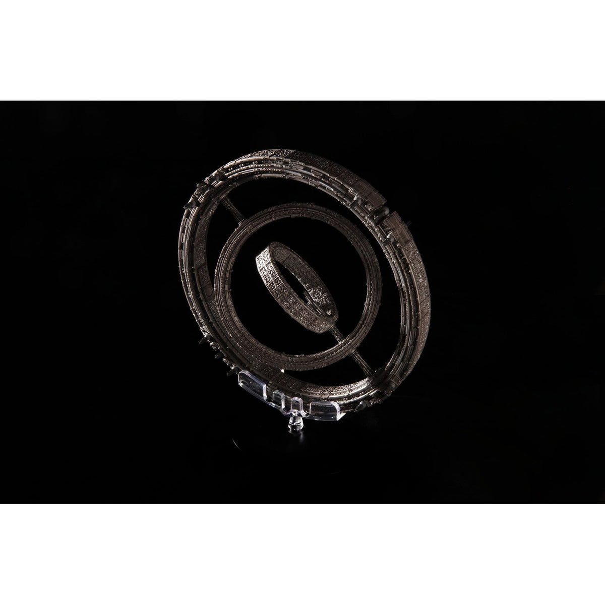 Product image Foundation Die-Cast The Invictus Spaceship 20 cm