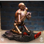 Product image Queen 3D Vinyl Statue Queen Robot (News of the World) 20 x 21 x 24 cm