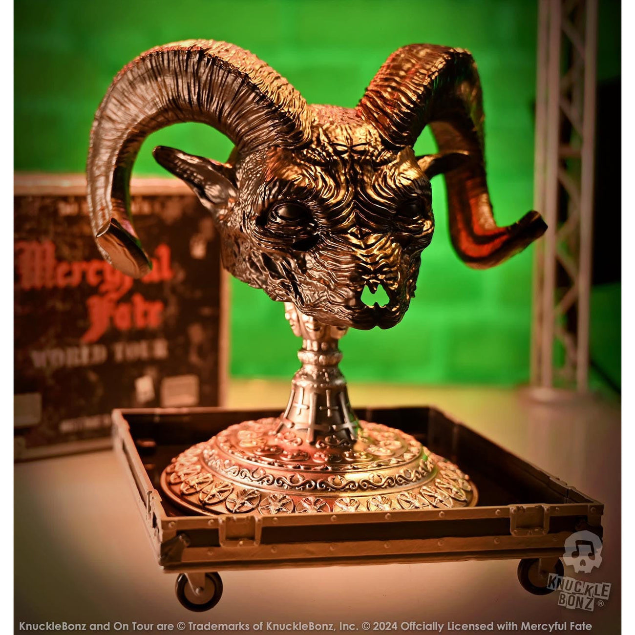 Immagine del prodotto Mercyful Fate Rock Ikonz On Tour Road Case Statue & Stage Mask Set World Tour