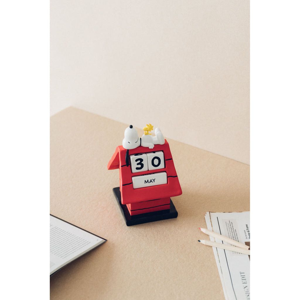 Immagine del prodotto Peanuts Calendario perpetuo 3D Snoopy cuccia