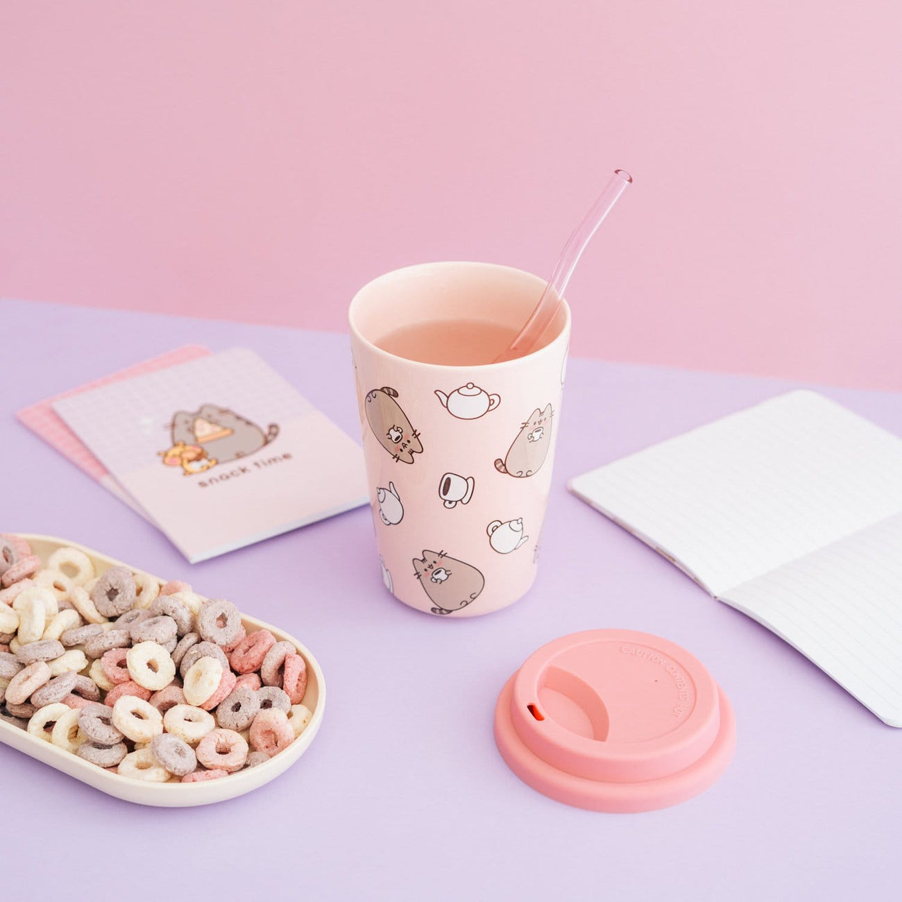 Immagine del prodotto Tazza in ceramica Pusheen con coperchio 400 ml