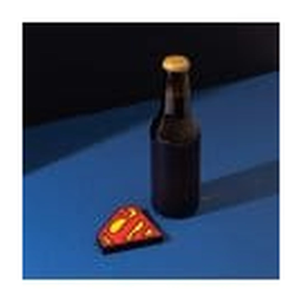 Immagine del prodotto DC Comics Magnete con apribottiglie Superman 9 cm