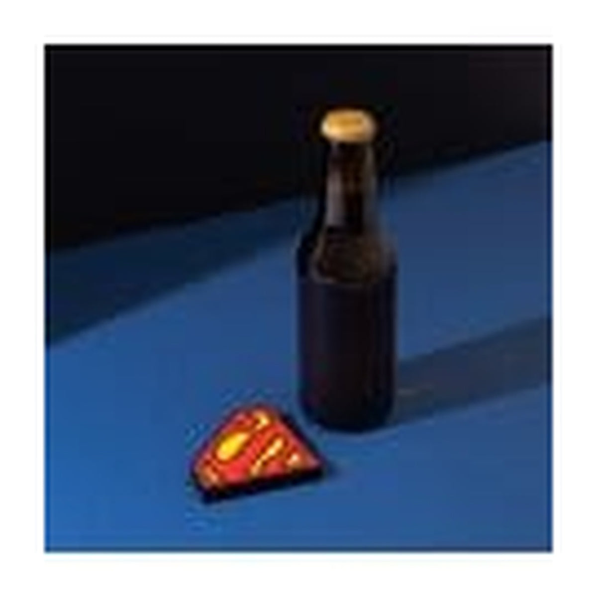 Immagine del prodotto DC Comics Magnete con apribottiglie Superman 9 cm