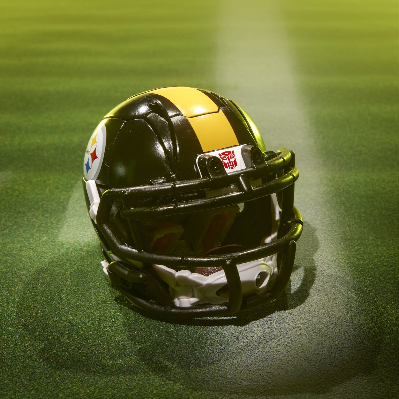 Immagine del prodotto Transformers x NFL Action figure Pittsburgh Steelers