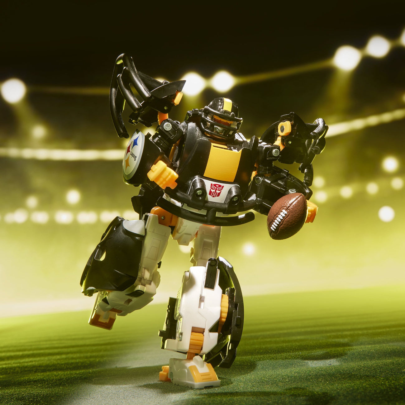 Immagine del prodotto Transformers x NFL Action figure Pittsburgh Steelers