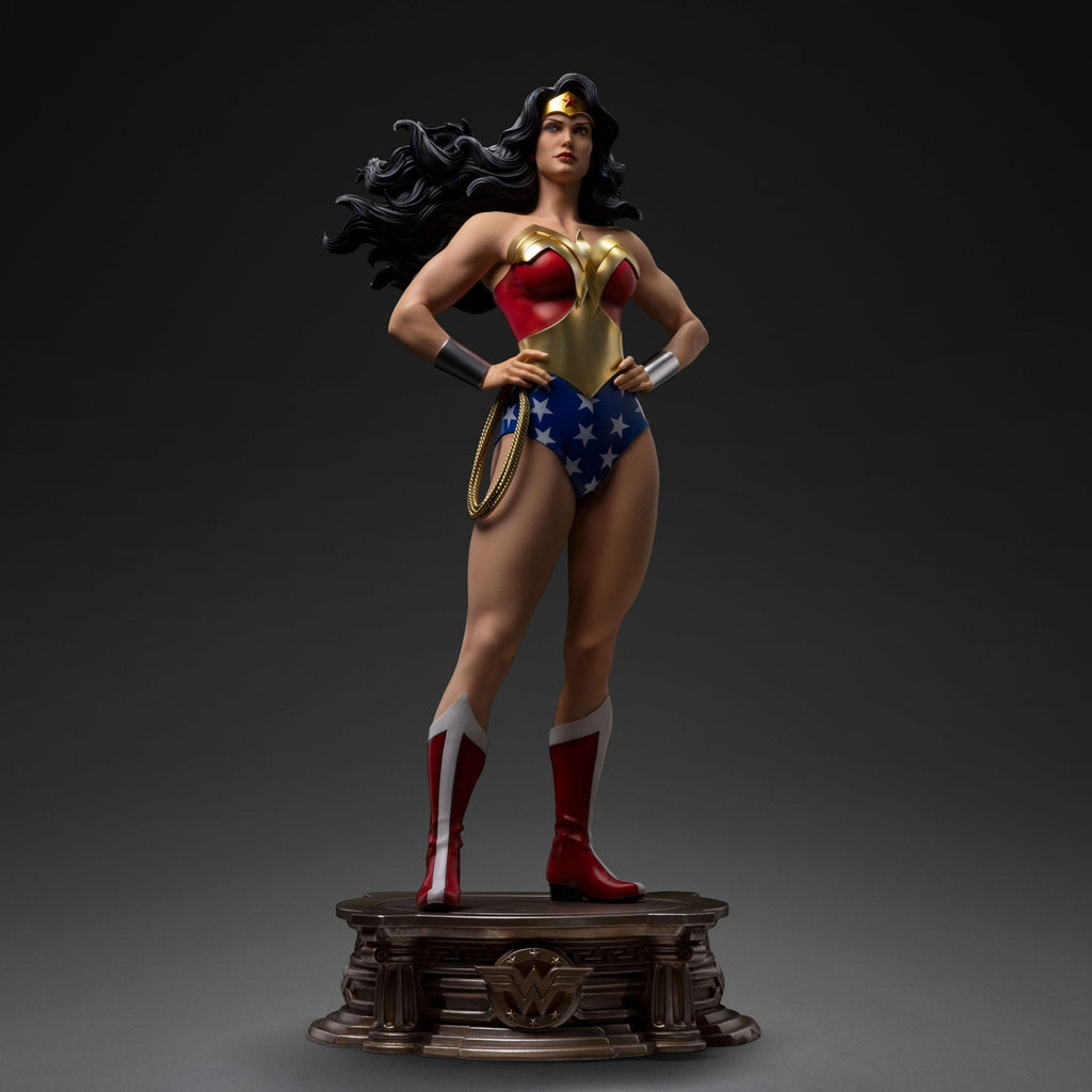 Immagine del prodotto DC Comics Legacy Replica Statua 1/4 Wonder Woman 56 cm