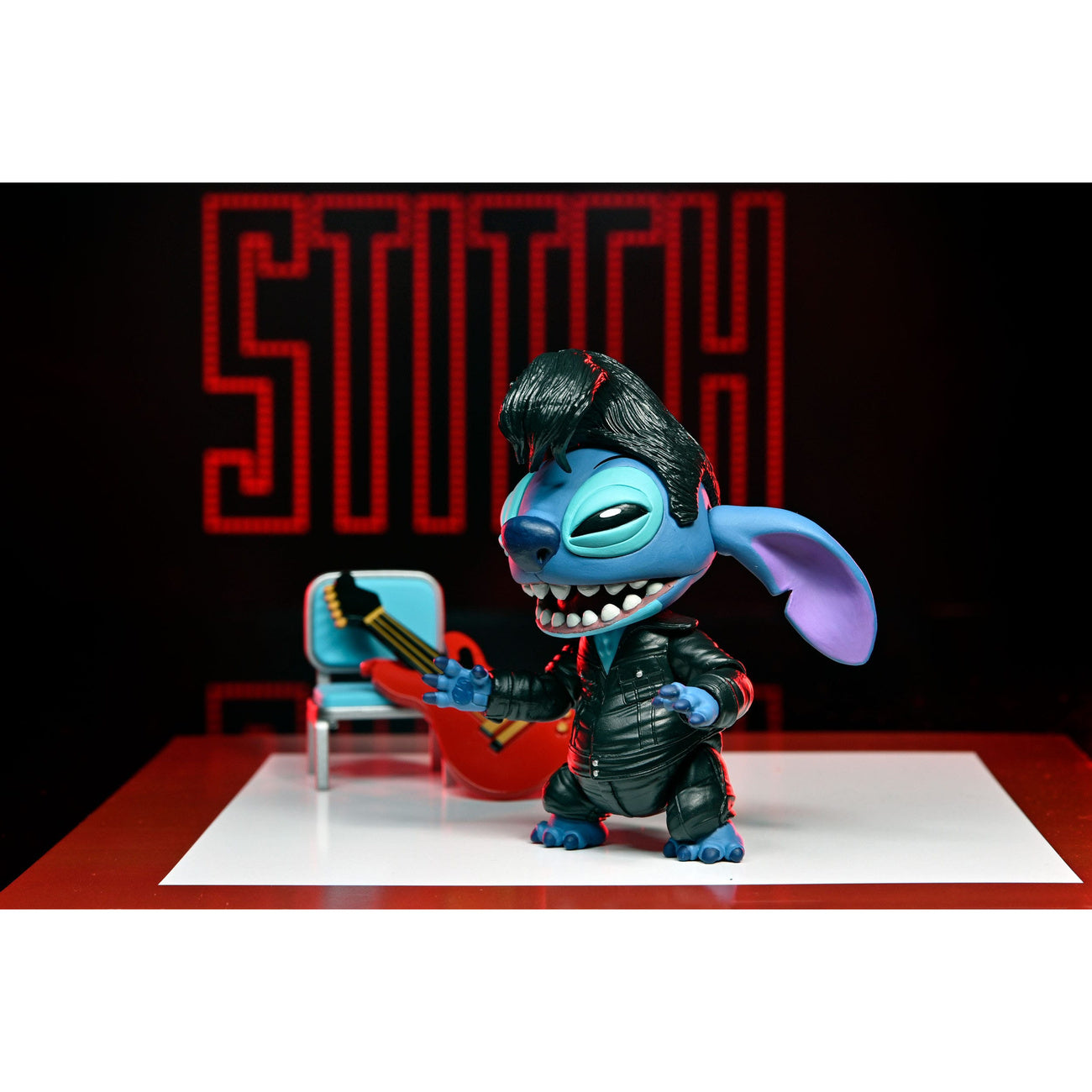 Immagine del prodotto Lilo & Stitch Action figure Ultimate Singer Elvis Stitch 7 cm