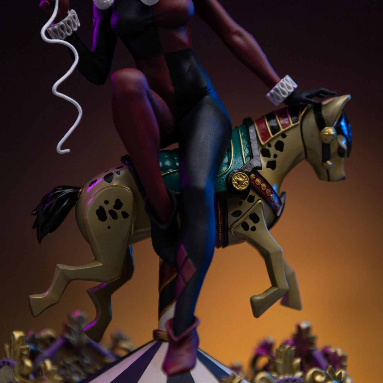 Immagine del prodotto DC Comics Statua Art Scale 1/10 Harley Quinn Unleashed 30 cm