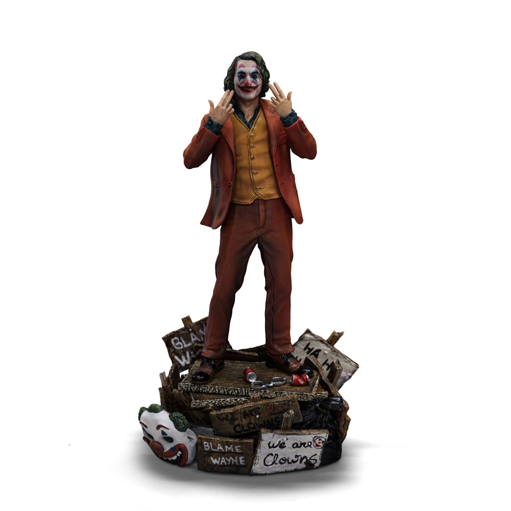 Immagine del prodotto DC Comics Statua Art Scale Deluxe 1/10 Joker (Arthur Fleck)