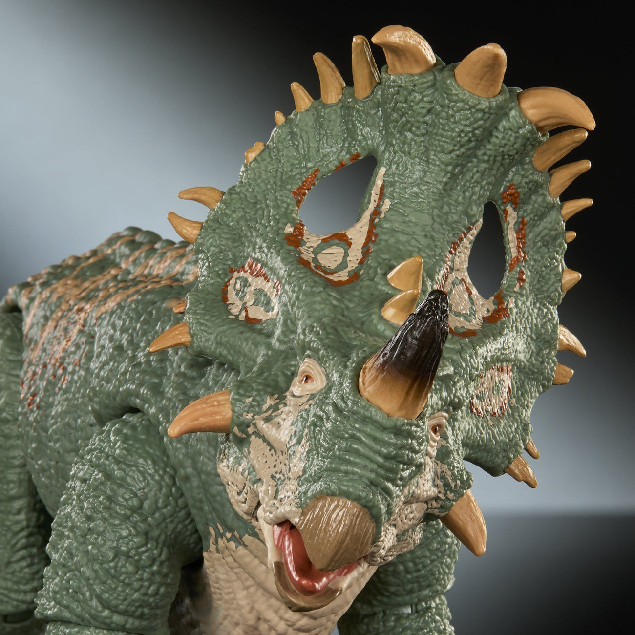 Immagine del prodotto Action figure Sinoceratops Jurassic World Hammond Collection