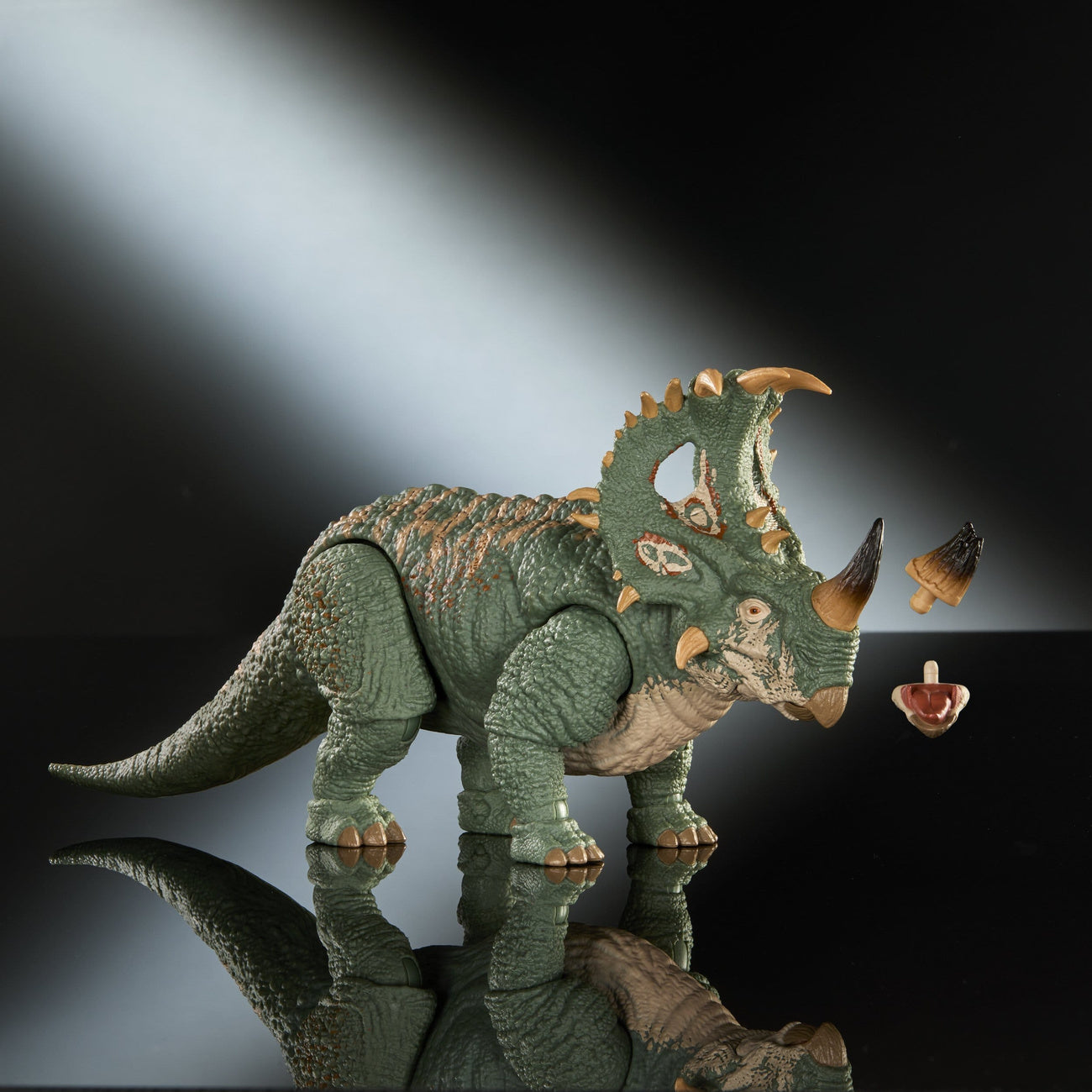 Immagine del prodotto Action figure Sinoceratops Jurassic World Hammond Collection