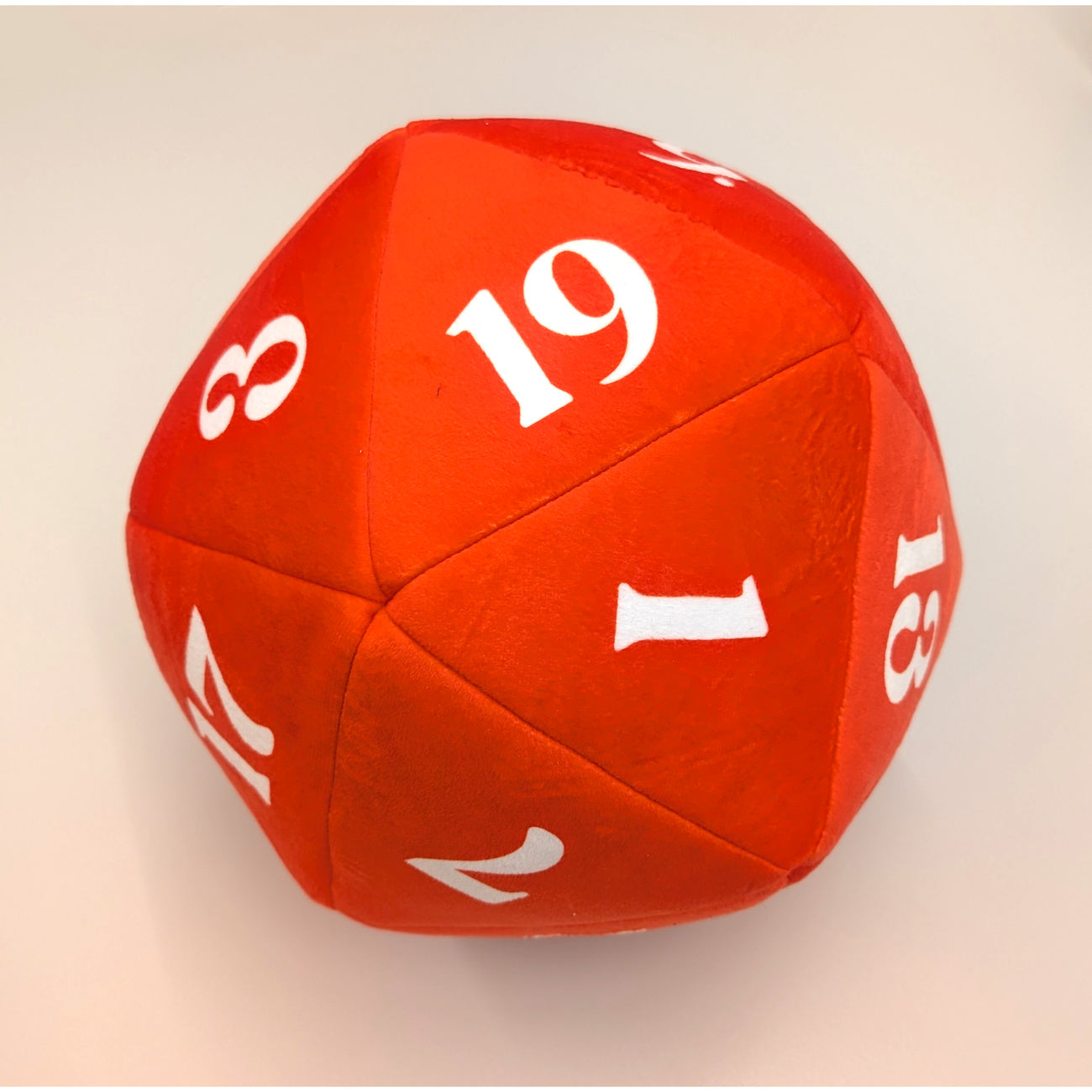 Immagine del prodotto Dungeons & Dragons - Dado di peluche D20