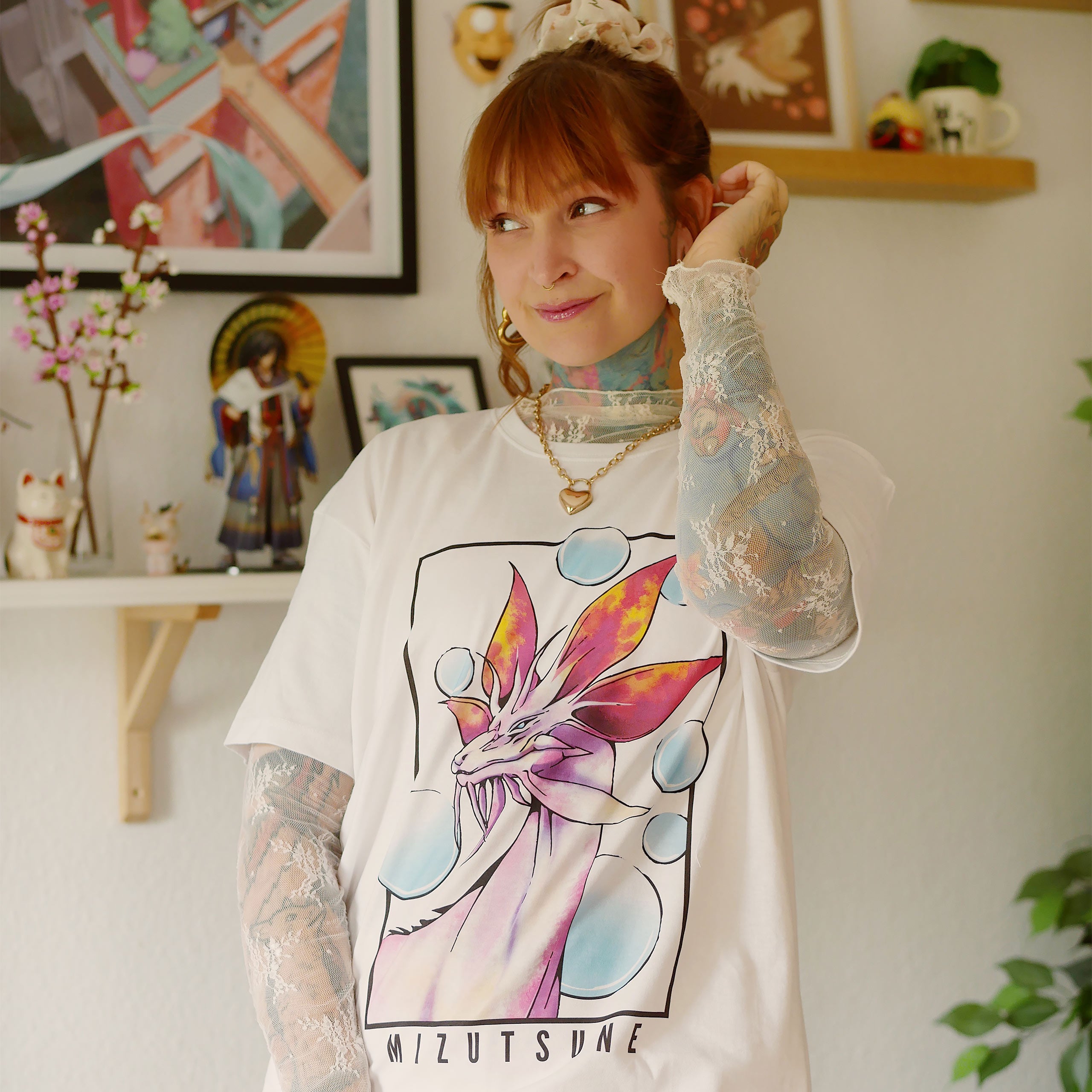 Immagine del prodotto T-shirt Mizutsune bianca Limited Edition per fan di Monster Hunter
