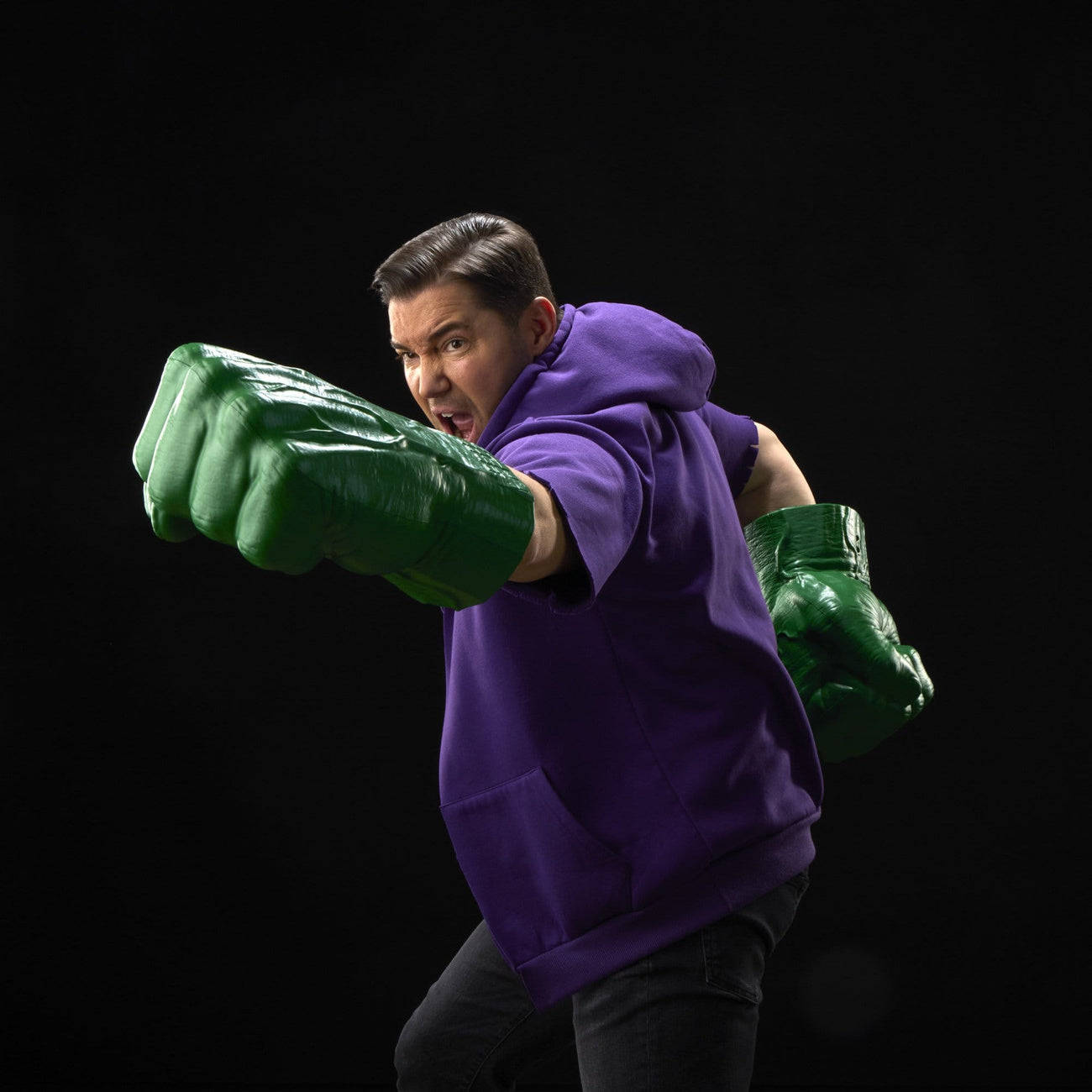 Immagine del prodotto The Incredible Hulk Marvel Legends Pugni Premium da Roleplay